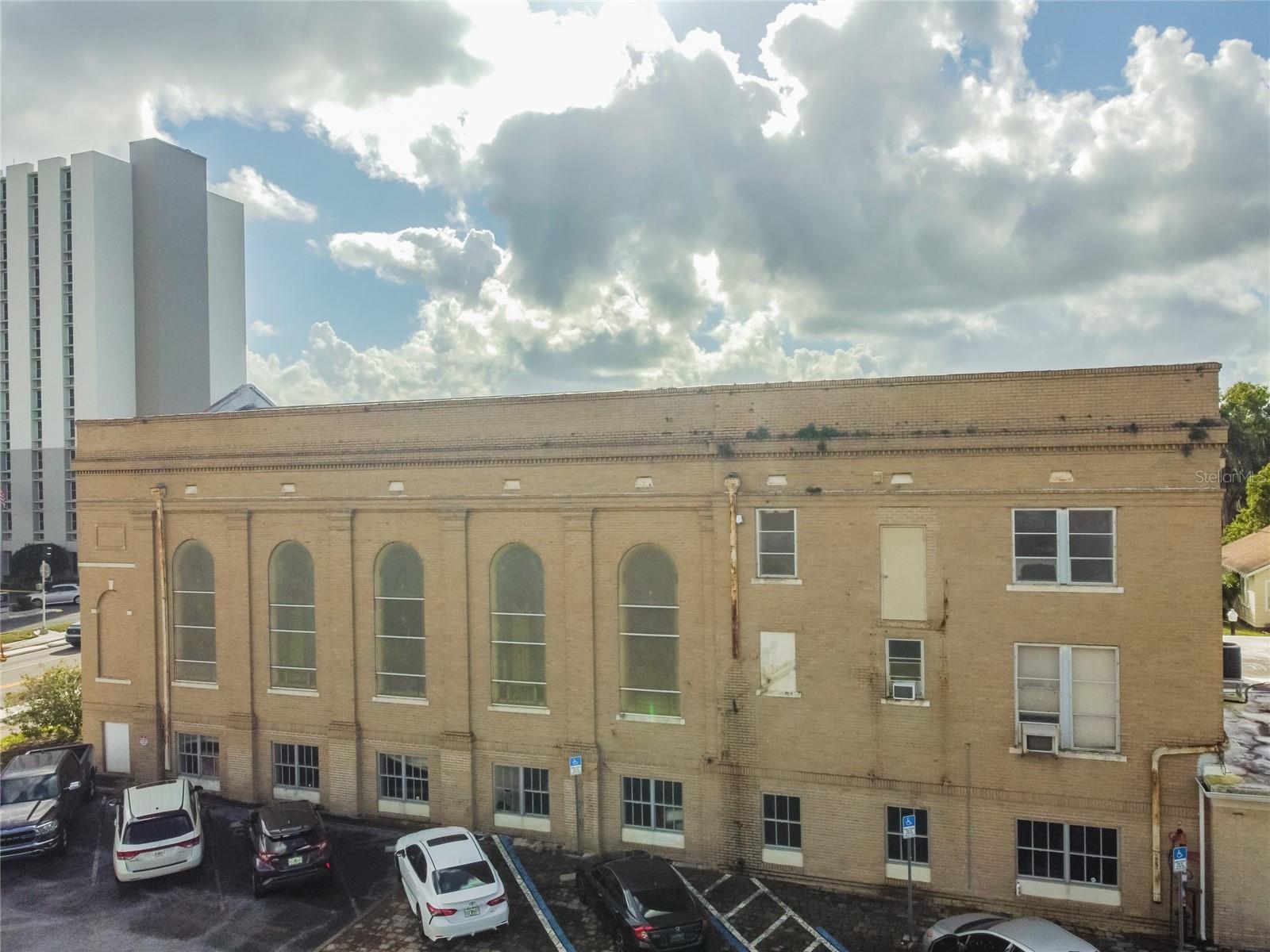 Church Building For Sale in Lakeland, FL - 23,700 sq ft $4,750,000