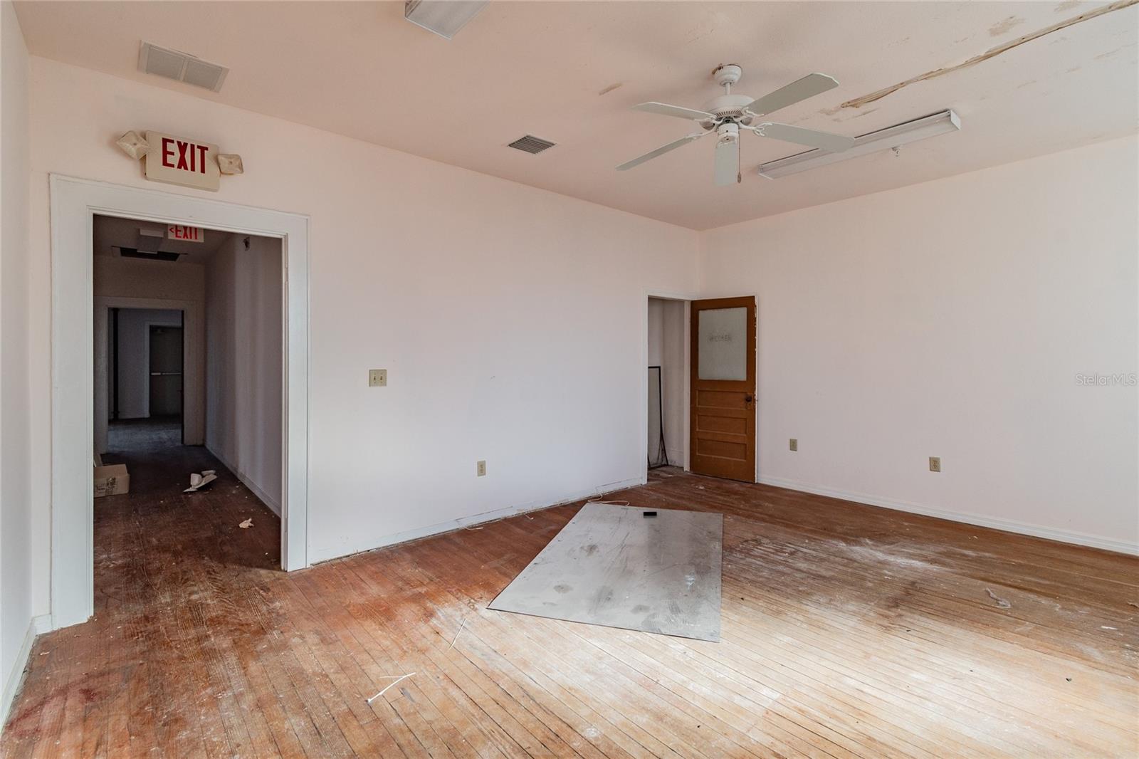 Church Building For Sale in Lakeland, FL - 23,700 sq ft $4,750,000
