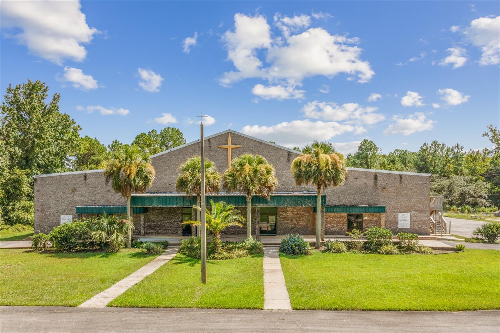 Church and School Building For Sale in Bunnell, FL $3,950,000