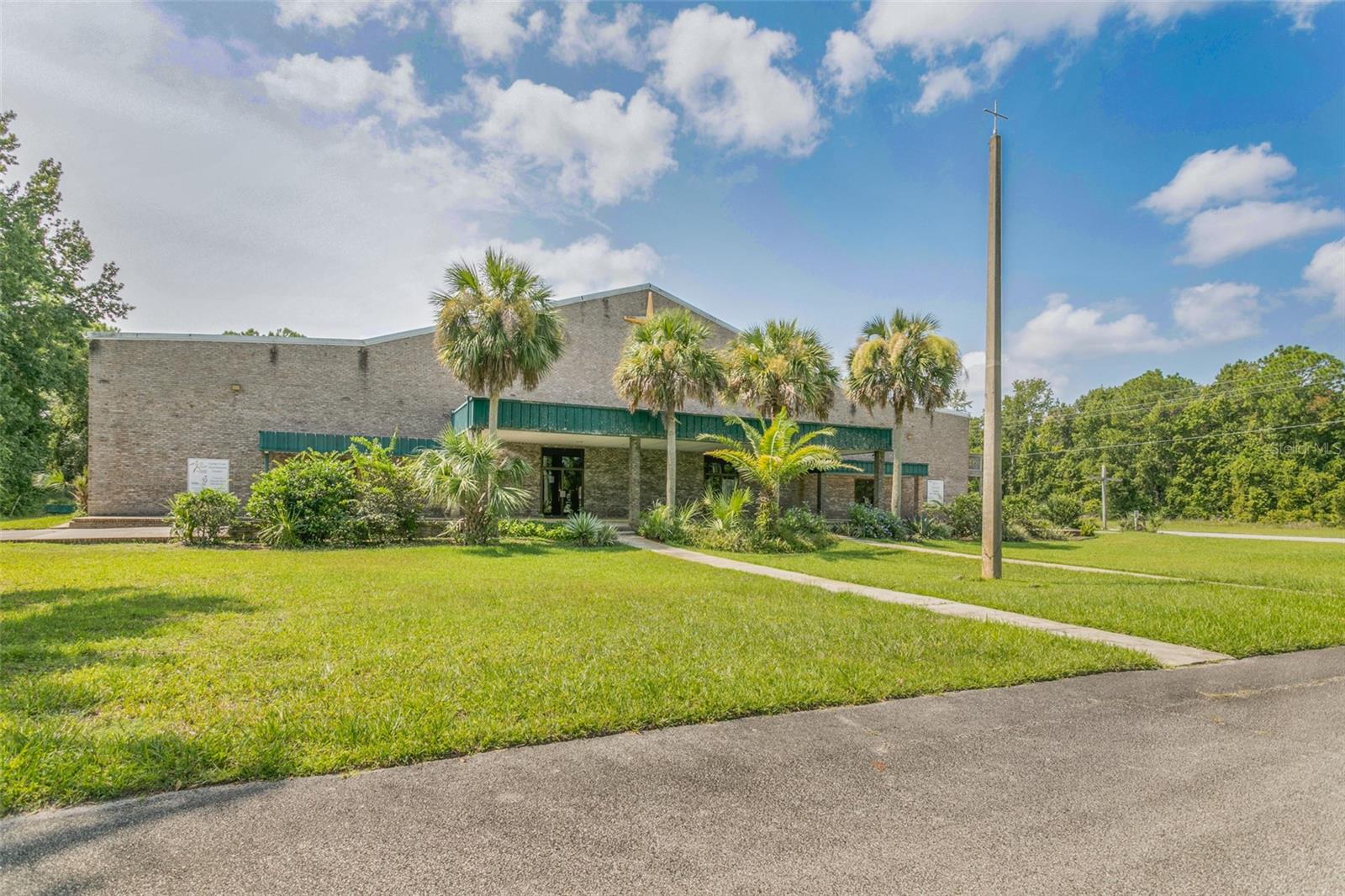 Church and School Building For Sale in Bunnell, FL $3,950,000