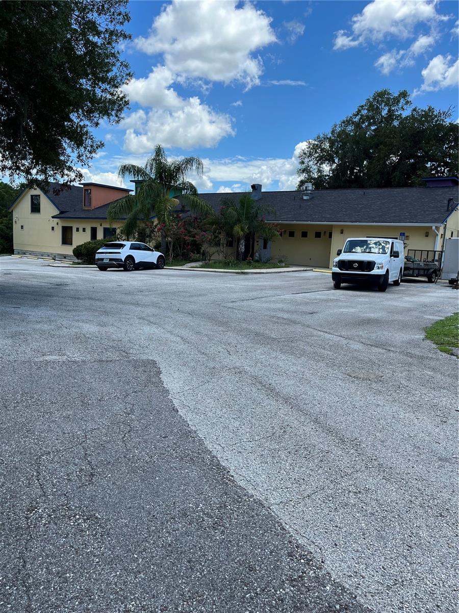 Building For Day Care Center For Sale in Dade City, FL $1,025,000