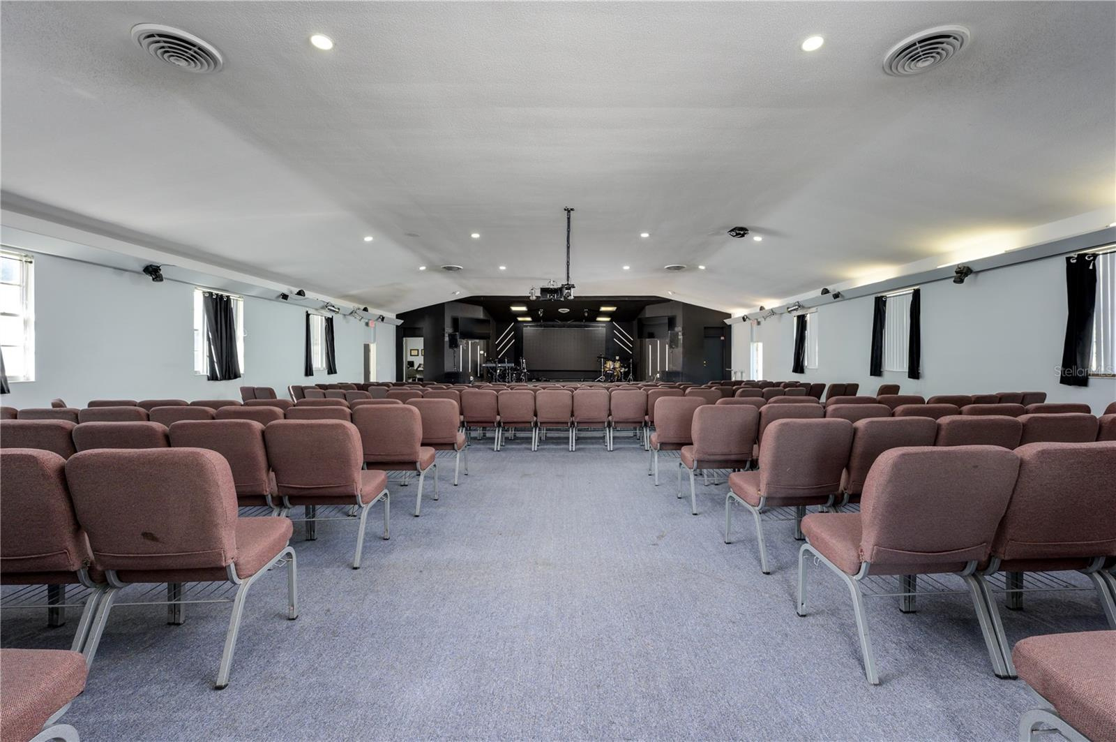 Church and Classrooms For Sale in Lakeland, FL $1,400,000 Church and Classrooms For Sale in Lakeland, FL $1,400,000
