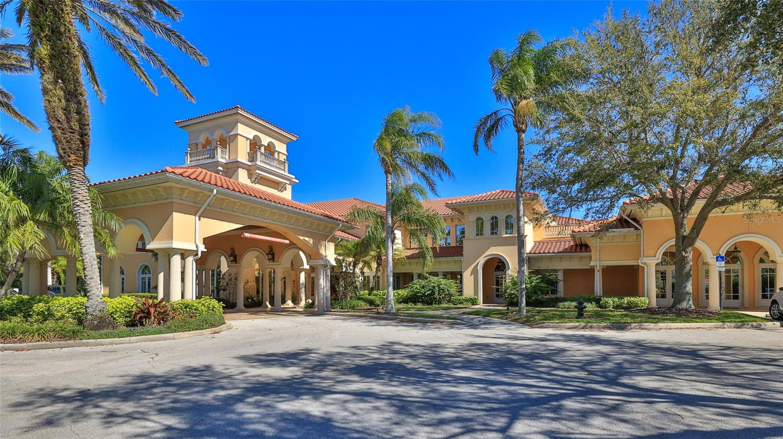 Palm Coast Office Building For Sale - 26,000 Sq Ft