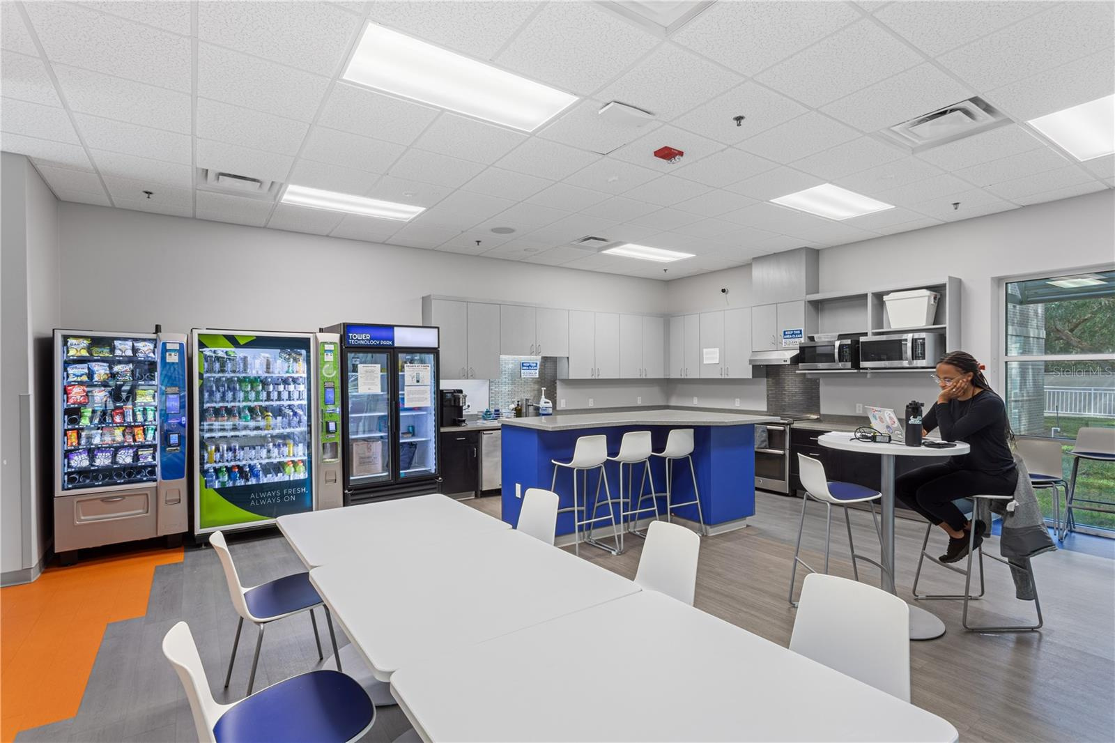 Church, School or Office Building For Sale In Gainesville, FL - 28,500 sq ft $4,500,000 Church, School or Office Building For Sale In Gainesville, FL - 28,500 sq ft $4,500,000